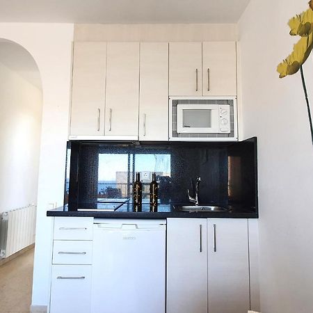Beachfront Studio Apartment Marbella Esterno foto