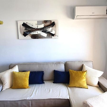 Beachfront Studio Apartment Marbella Esterno foto