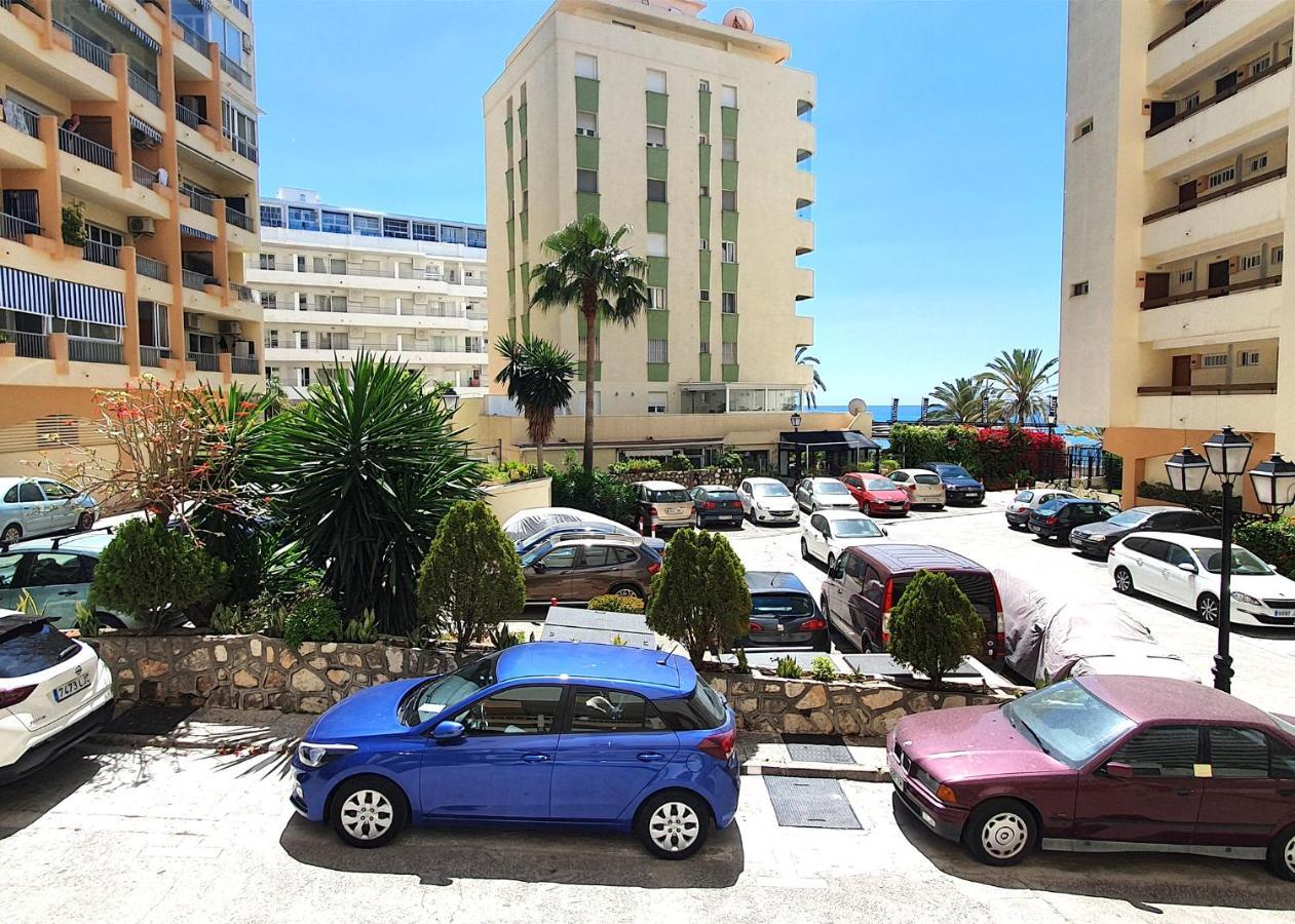 Beachfront Studio Apartment Marbella Esterno foto