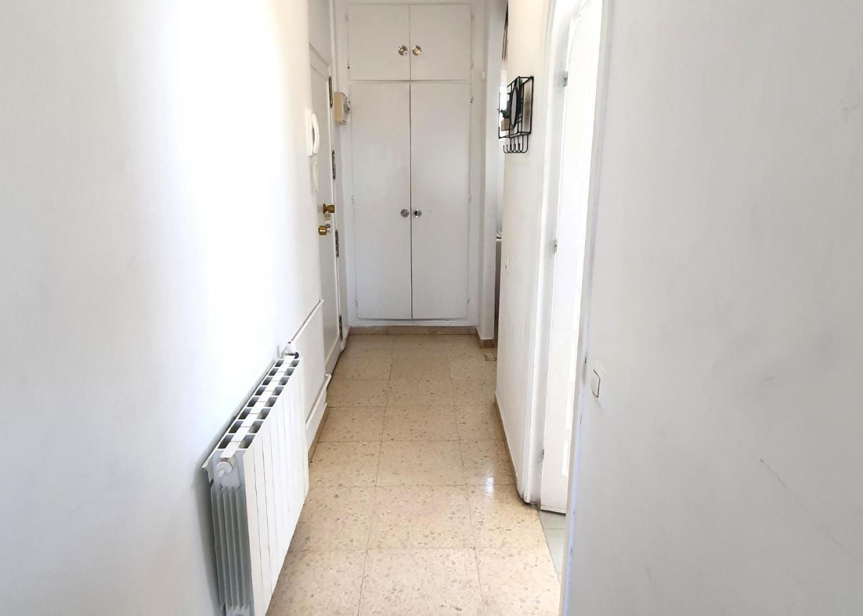 Beachfront Studio Apartment Marbella Esterno foto